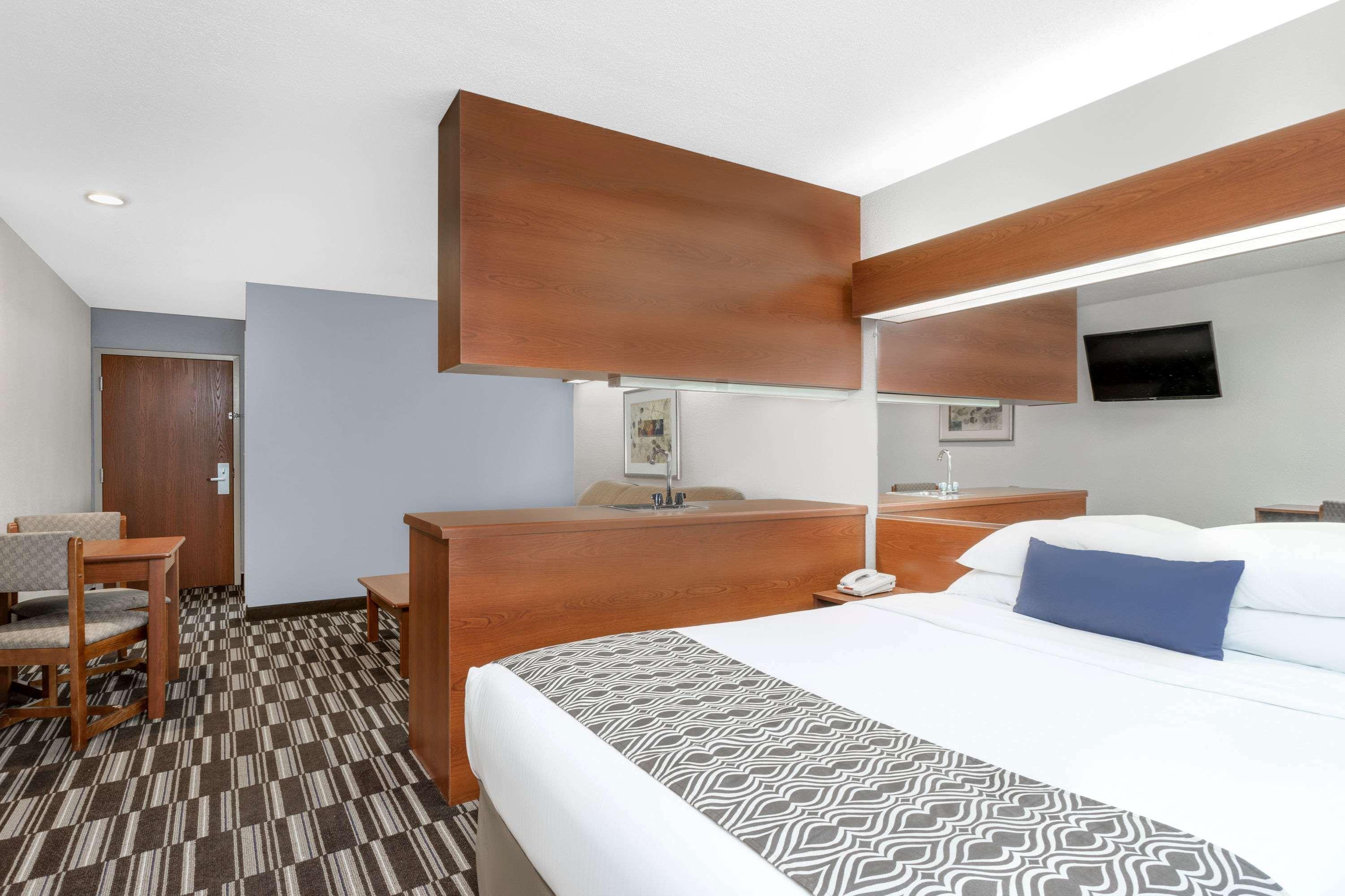 Microtel Inn & Suites By Wyndham Bremen Eksteriør bilde